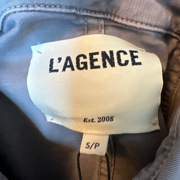 L'Agence Samantha Belted Safari Utilitarian Jacket in Taupe Size Small NWT - Picture 6 of 10